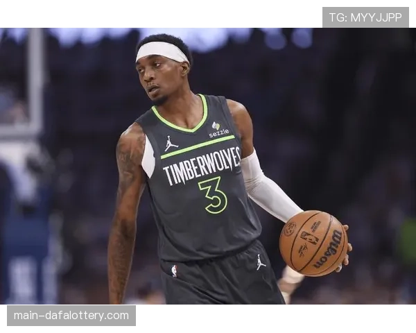 指挥官遭遇八连败 新秀四分卫杰登丹尼尔斯伤病困扰球队重建